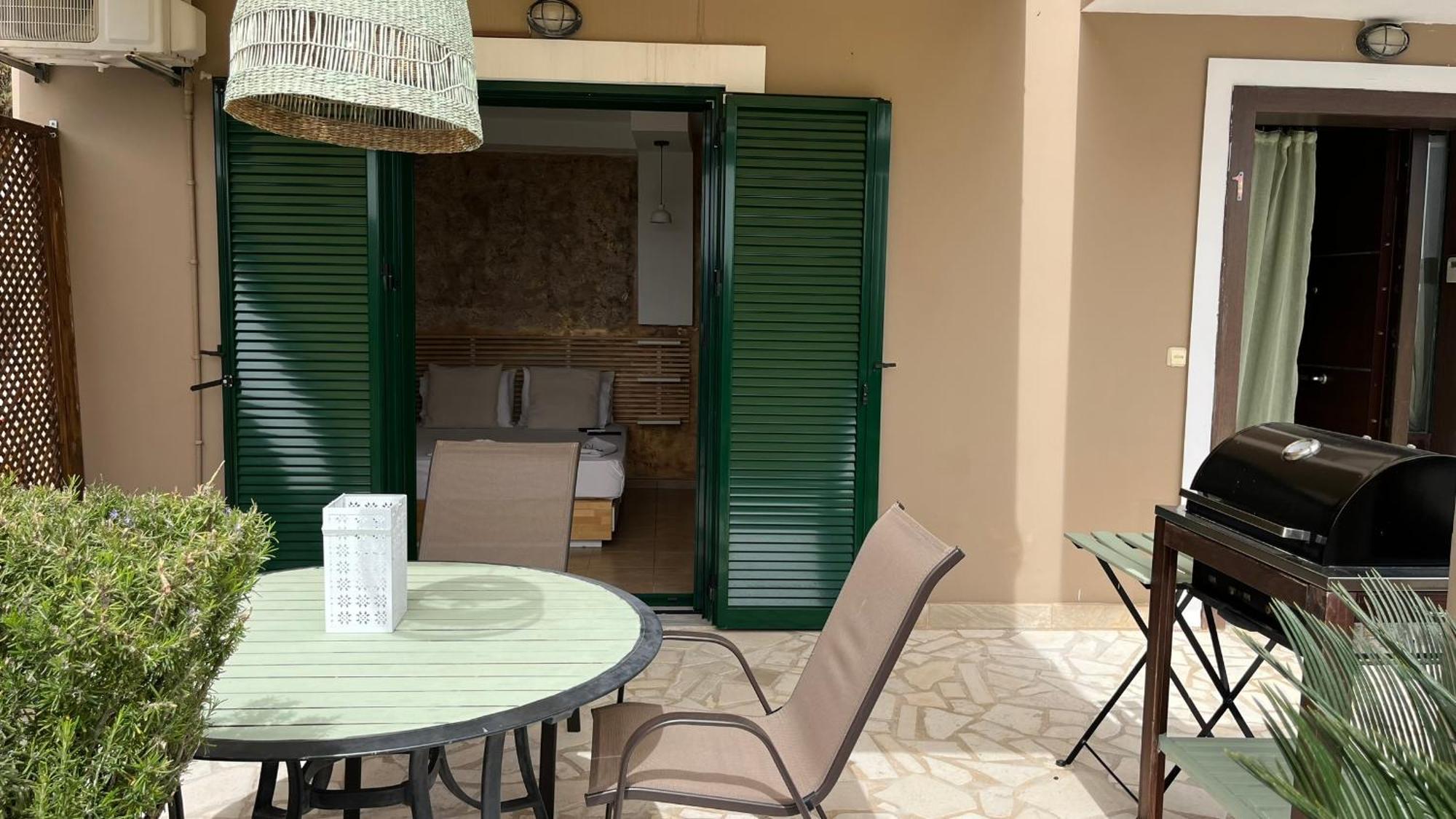Katarina Apartments Kefalonia - Sea View อาร์กอสโตลี ภายนอก รูปภาพ